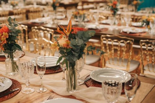 七八年級年薪百萬或有房男人