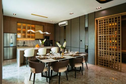 六七年級年薪百萬或有房男人