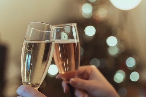 女生限定>二百萬年薪以上菁英男